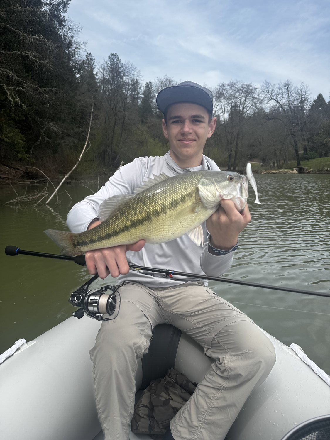 Boatside largemouth on Rollins